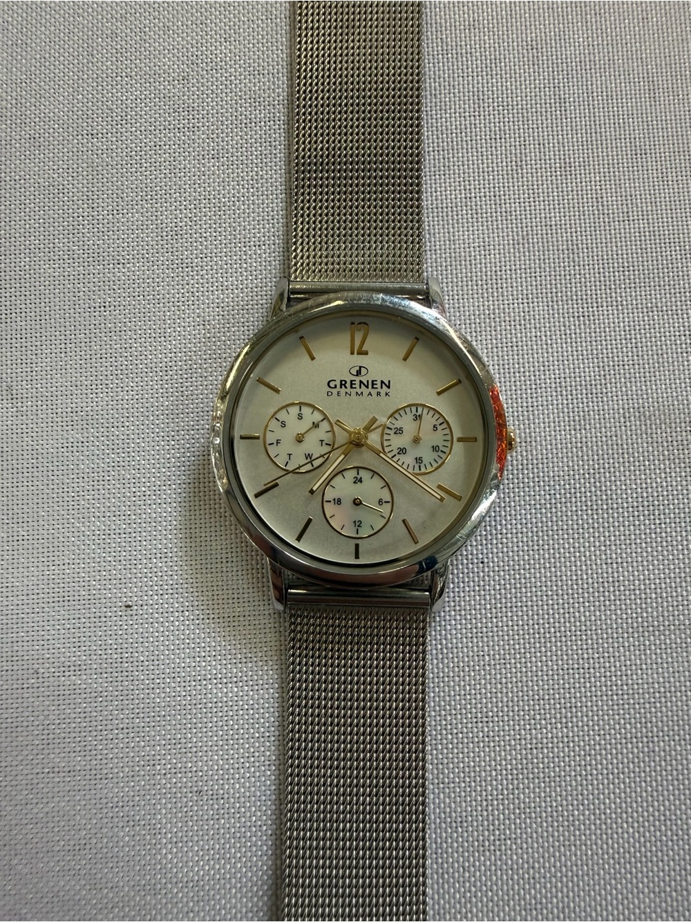 Skagan Grenen Denmark M-32SSSG Chronograph Silver Gold Tone Ladies Watch